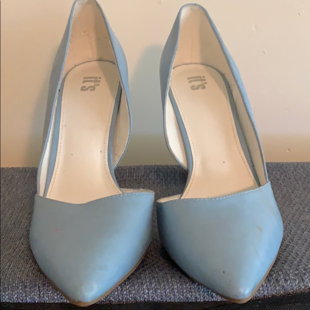 Pumps - Picture 2 of 3